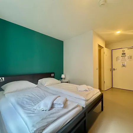 Ar Hostal