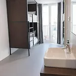 Ar *
